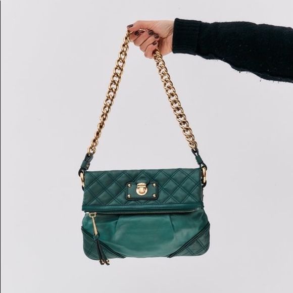 MARC JACOBS 100% AUTHENTIC BEAUTIFUL QUILTED SHOULDER BAG WITH GOLD HARDWARE! 😍 - Picture 1 of 10